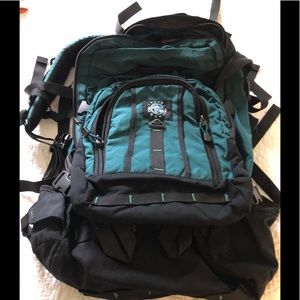 Eagle Creek Womens 3-in-1 travel back pack.